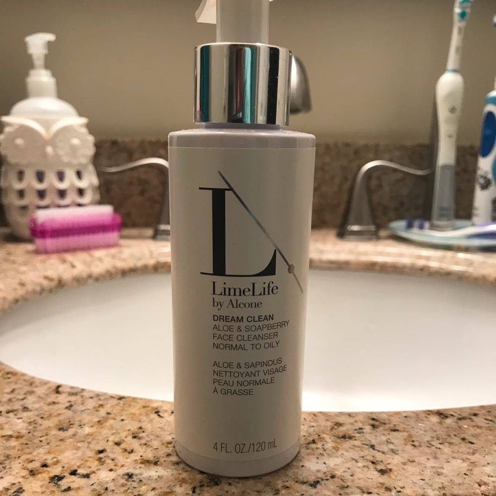 Limelife dream clean face wash